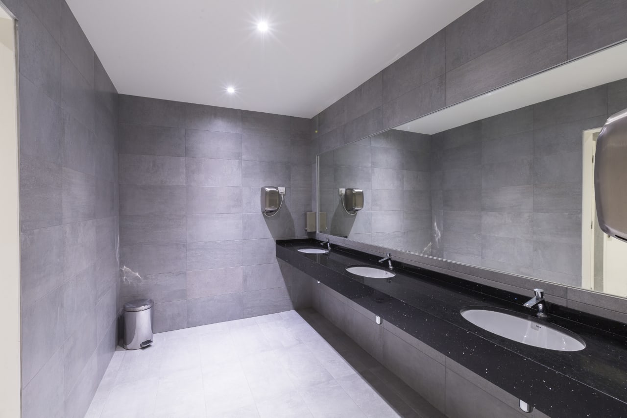 Roca’s discreet Neo Selene under countertops basins and the efficient Instant self-closing faucets are completed with the versatile Meridian WCs. Accessories from the Access Collection were incorporated to accessibility for those with reduced mobility. Roca’s durable, elegant solutions were chosen for their long-lasting performance and reliable service in one of Barcelona's most visited cultural infrastructures.