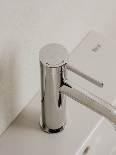 Ona Bathroom collections Roca